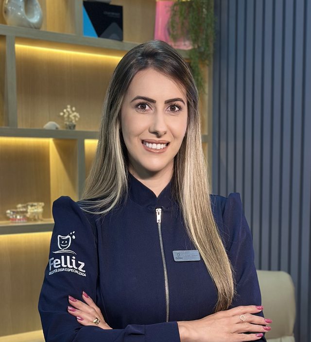 Dra. Marina Miguel no consultório da Felliz